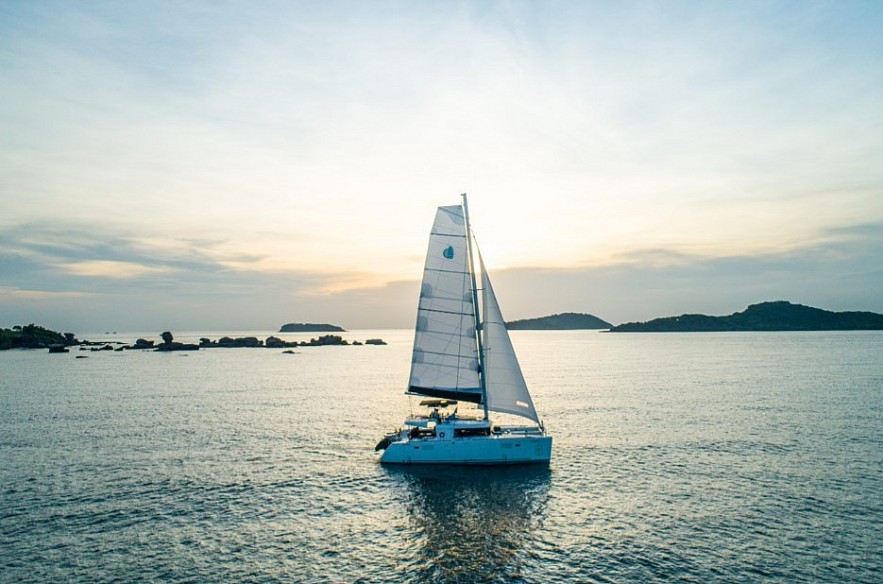 5-Star Yachts In Vietnam Luxurious Adventures: Exploring the Vietnamese Coast in 5-Star Yacht