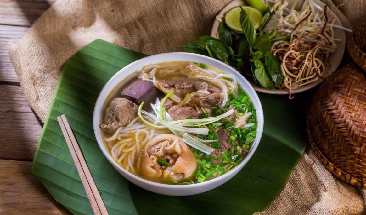 Bun Bo Hue, a special dish of this land. (Photo: Zing News) Bun Bo Hue, a special dish of this land. (Photo: Zing News)