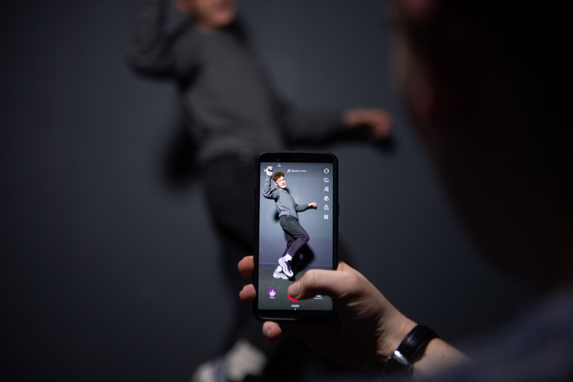 Chinese media decries US's forced buy TikTok 5946 ttt
