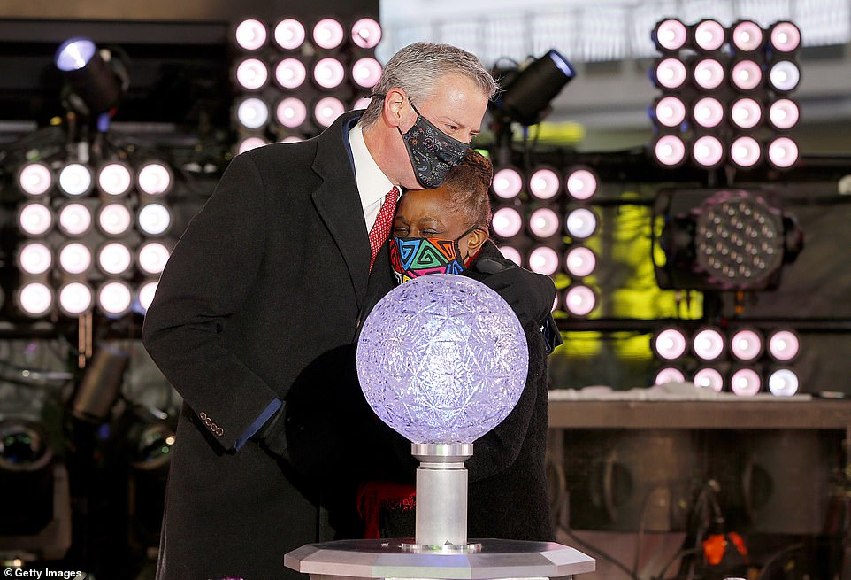 US's Times Square celebrates 2021 beginning US's Times Square celebrates 2021 beginning