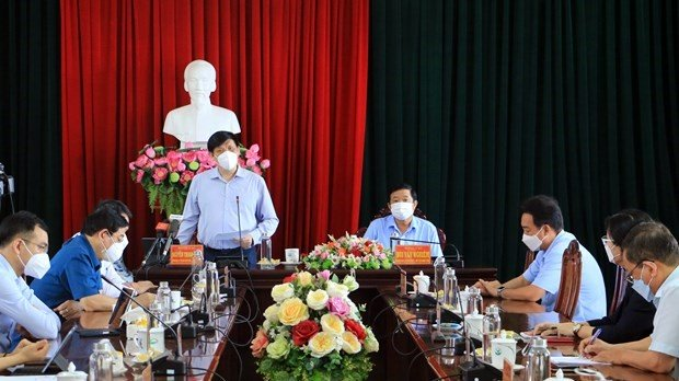 Minister Nguyen Thanh Long speaking at the working session with Vinh Long Province. (Photo: VNA) Minister Nguyen Thanh Long speaking at the working session with Vinh Long Province. (Photo: VNA)