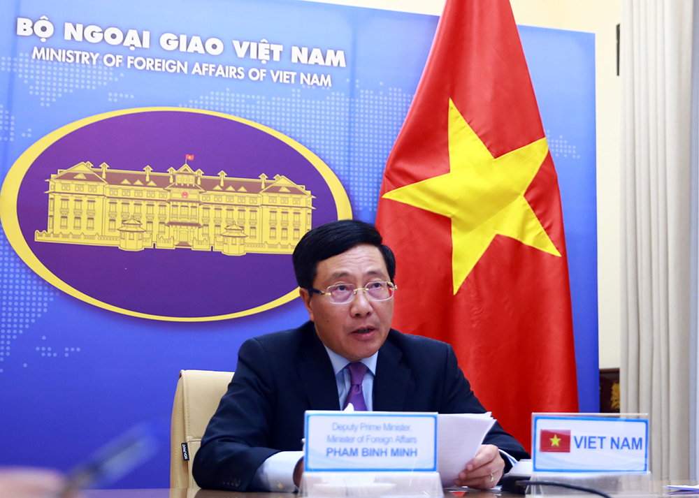 Deputy Prime Minister, Foreign Minister Pham Binh Minh addresses G20 Foreign Ministers’ extraordinary meeting on strengthening international cooperation across borders, on August 3, 2020. Photo: VGP 5901 g201