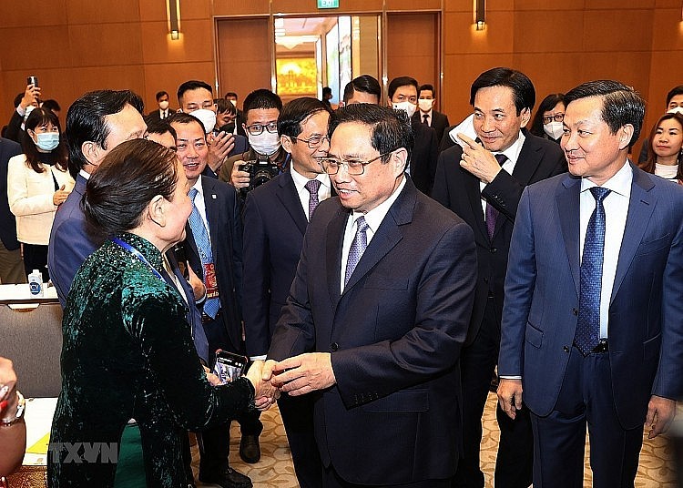 Overseas Vietnamese Expect Vietnam's Economic Recovery and Development Overseas Vietnamese Expect Vietnam's Economic Recovery and Development