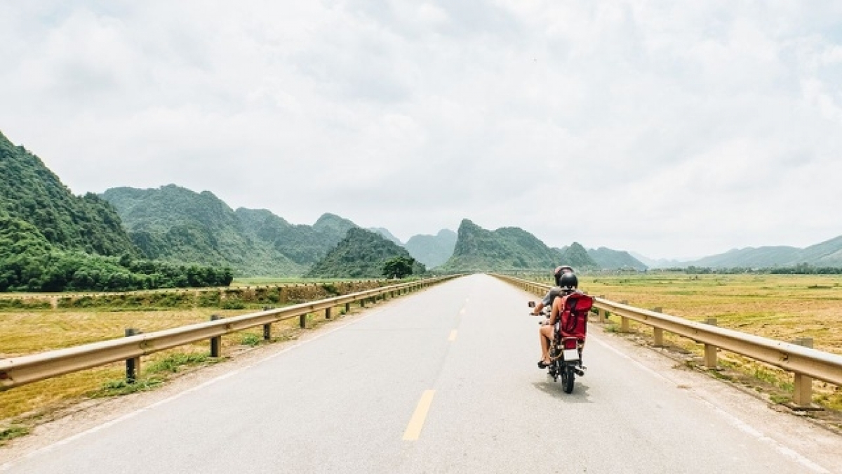 Lonely Planet suggests 7 best Vietnamese road trips, with video Vietnam's top 7 road trips: Lonely Planet, with video