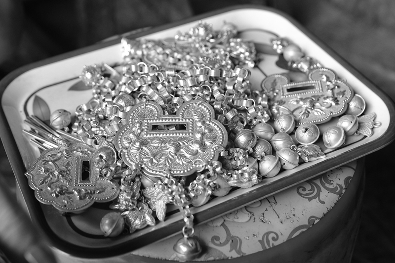 Preserving the quintessence of H'Mong silver carving Preserving the quintessence of H'Mong silver carving
