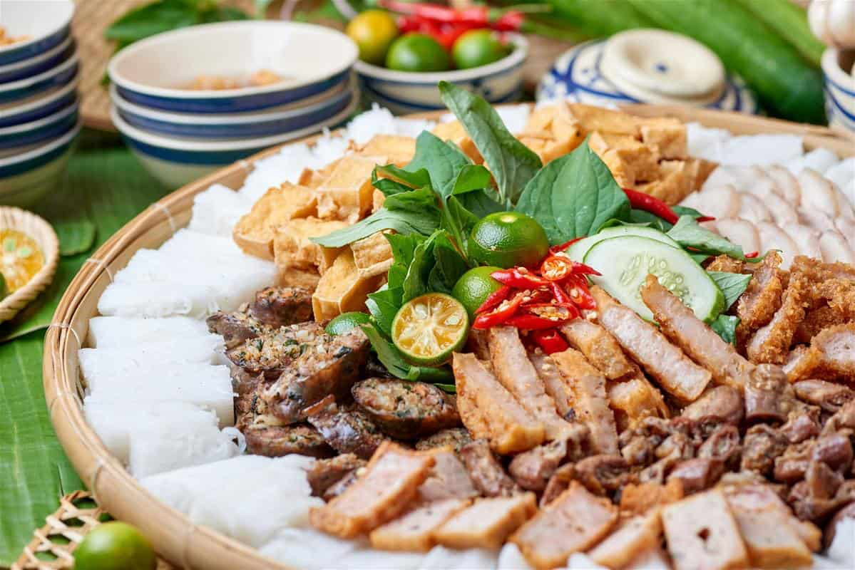 Bun Dau Mam Tom - a typical dish. Photo: bestpricetravel of Vietnamese cuisine. Photo: Bun Dau Mam Tom - a typical dish. Photo: bestpricetravel of Vietnamese cuisine. Photo: