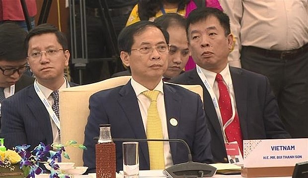 Vietnamese FM Attends Special ASEAN-India Foreign Ministers' Meeting Vietnamese FM Attends Special ASEAN-India Foreign Ministers' Meeting
