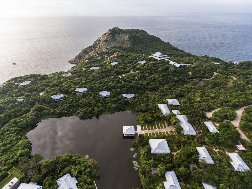 Top 4 Astounding Resorts in Vietnam Unwinding in Vietnam's Top Resorts