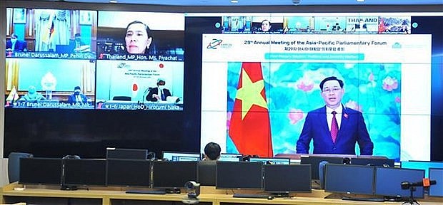 NA Chairman Vuong Dinh Hue speaks at the event. Photo: VNA NA Chairman Vuong Dinh Hue speaks at the event. Photo: VNA