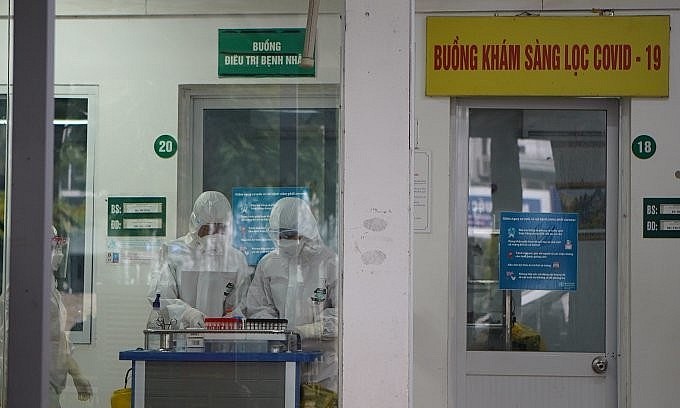The Covid-19 testing room in Thanh Nhan Hospital, Hanoi, December 9, 2021. Photo: VnExpress The Covid-19 testing room in Thanh Nhan Hospital, Hanoi, December 9, 2021. Photo: VnExpress