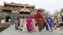 hue offers free entrance to relic sites for all women wearing ao dai