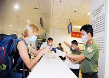 hanoi sets up a quarantine zone downtown for foreign arrivals