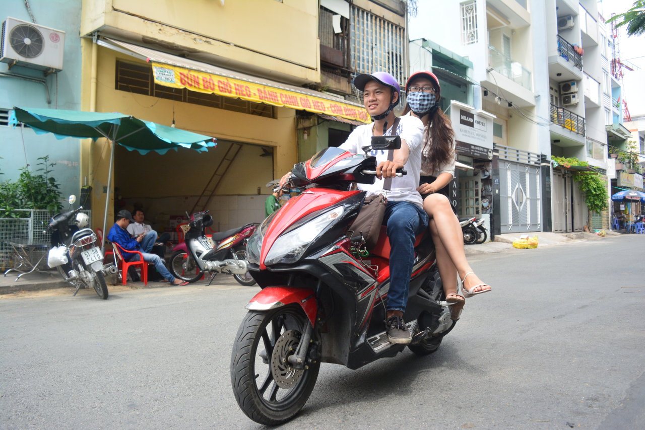 How to Enjoy a Fun Day-trip in Bat Trang Pottery Museum How to Enjoy a Fun Day-trip in Bat Trang Pottery Museum