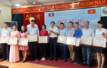 5000 masks from hufo friendship association handed over to lao students